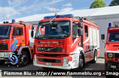 Volvo FL 290 III serie
Vigili del Fuoco
Comando Provinciale di Arezzo
Distaccamento Volontario di Pratovecchio
AutoPompaSerbatoio allestimento Bai
VF 25686
Parole chiave: Volvo FL_290_IIIserie VF25686