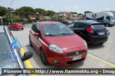 Fiat Grande Punto
Vigili del Fuoco
Comando Provinciale di Grosseto 
Autovettura acquisita da confisca
VF 27489

Parole chiave: Fiat Grande_Punto VF27489