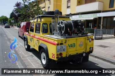 Land Rover Defender 110
25 - VAB Limite Sull'Arno (FI)
Antincendio Boschivo - Protezione Civile
Parole chiave: Land_Rover Defender_110