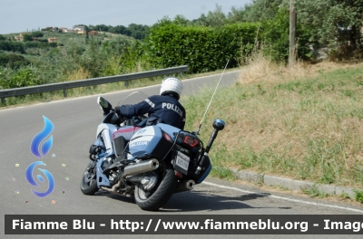 Yamaha FJR 1300 II serie
Polizia di Stato
Polizia Stradale
Allestimento Elevox
POLIZIA G3110
In scorta alla Mille Miglia 2021
Parole chiave: Yamaha FJR_1300_IIserie POLIZIAG3110