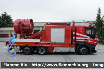 Iveco Stralis AS I serie
Vigili del Fuoco
Unione Distrettuale Alto Garda e Ledro
Corpo Volontario di Riva del Garda (TN)
VF 5H2 TN
Parole chiave: Iveco Stralis_AS_Iserie VF5H2TN