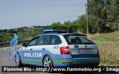 Skoda Octavia Wagon V serie
Polizia di Stato
Polizia Stradale
Allestimento Focaccia
Decorazione Grafica Artlantis
POLIZIA M5204
In scorta alla Mille Miglia 2021
Parole chiave: Skoda Octavia_Wagon_Vserie POLIZIAM5204