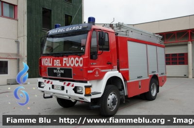 Man 13.254
Vigili del Fuoco
Unione Distrettuale Alto Garda e Ledro
Corpo Volontario di Riva del Garda (TN)
Ex Corpo di Nago Torbole
Allestimento Divitec
VF F24 TN
Parole chiave: Man 13_254 VFF24TN