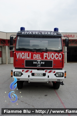 Man 13.254
Vigili del Fuoco
Unione Distrettuale Alto Garda e Ledro
Corpo Volontario di Riva del Garda (TN)
Ex Corpo di Nago Torbole
Allestimento Divitec
VF F24 TN
Parole chiave: Man 13_254 VFF24TN