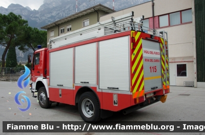 Man 13.254
Vigili del Fuoco
Unione Distrettuale Alto Garda e Ledro
Corpo Volontario di Riva del Garda (TN)
Ex Corpo di Nago Torbole
Allestimento Divitec
VF F24 TN
Parole chiave: Man 13_254 VFF24TN