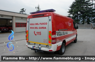 Mercedes-Benz Sprinter 4x4 III serie
Vigili del Fuoco
Unione Distrettuale Alto Garda e Ledro
Corpo Volontario di Riva del Garda (TN)
Allestimento Kofler Fahrzeugbau
VF 5K3 TN
Parole chiave: Mercedes_Benz Sprinter_4x4_IIIserie VF5K3TN