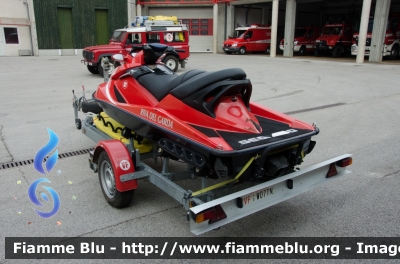 Bombardier SeaDoo
Vigili del Fuoco
Unione Distrettuale Alto Garda e Ledro
Corpo Volontario di Riva del Garda (TN)
Parole chiave: Bombardier_SeaDoo