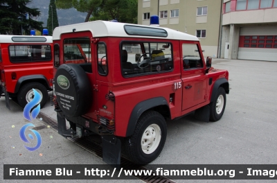 Land Rover Defender 90 
Vigili del Fuoco
Distretto di Riva del Garda
Corpo Volontario di Riva del Garda (TN)
VF K62 TN
Parole chiave: Land_Rover Defender_90 VFK62TN