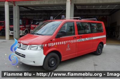 Volkswagen Transporter T5
Vigili del Fuoco
Unione Distrettuale Alto Garda e Ledro
Corpo Volontario di Riva del Garda (TN)
VF D86 TN
Parole chiave: Volkswagen Transporter_T5 VFD86TN