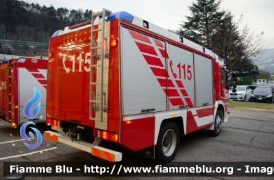 Mercedes-Benz Atego 1628 I serie
Vigili del Fuoco
Unione Distrettuale Valle Isarco
Corpo Volontario di Chiusa
Freiwillige Feuerwehr Klausen
Allestito Brandschutz
VF 10D BZ
Parole chiave: Mercedes_Benz Atego_1628_Iserie Vigili_del_Fuoco Corpo_Volontario_Chiusa VF10DBZ