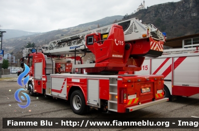 Iveco EuroCargo 160E30 III serie
Vigili del Fuoco
Unione Distrettuale Valle Isarco (BZ)
Bezirksverband Eisacktal
Veicolo ospitato dal corpo di Chiusa
Autoscala M32L-AT da 32 metri articolata allestimento Magirus
VF FW 38B
Parole chiave: Iveco EuroCargo_160E30_IIIserie VFFW38B