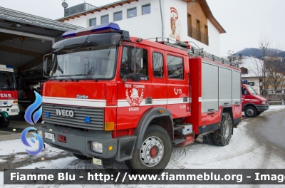 Iveco 175-24
Vigili del Fuoco
Unione Distrettuale Bassa Val Pusteria
Corpo Volontario di Stegona (BZ) 
Freiwillige Feuerwehr Stegen
Allestito Baribbi
VF 0DV BZ
Parole chiave: Iveco 175_24 Vigili_del_Fuoco Corpo_Volontario_Stegona VF0DVBZ