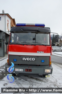 Iveco 175-24
Vigili del Fuoco
Unione Distrettuale Bassa Val Pusteria
Corpo Volontario di Stegona (BZ)
Freiwillige Feuerwehr Stegen
Allestito Baribbi
VF 0DV BZ
Parole chiave: Iveco 175_24 Vigili_del_Fuoco Corpo_Volontario_Stegona VF0DVBZ