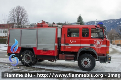 Iveco 175-24
Vigili del Fuoco
Unione Distrettuale Bassa Val Pusteria
Corpo Volontario di Stegona (BZ)
Freiwillige Feuerwehr Stegen
Allestito Baribbi
VF 0DV BZ
Parole chiave: Iveco 175_24 Vigili_del_Fuoco Corpo_Volontario_Stegona VF0DVBZ