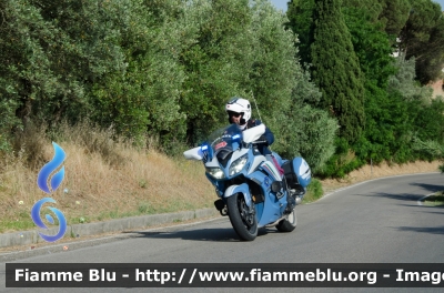 Yamaha FJR 1300 II serie
Polizia di Stato
Polizia Stradale
Allestimento Elevox
POLIZIA G3092
In scorta alla Mille Miglia 2021
Parole chiave: Yamaha FJR_1300_IIserie POLIZIAG3092