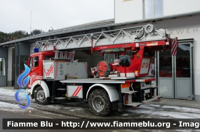 Mercedes-Benz 1017
Vigili del Fuoco
Unione Distrettuale Bassa Val Pusteria
Corpo Volontario di Stegona 
Freiwillige Feuerwehr Stegen
Allestimento Kofler Fahrzeugbau
VF 05G BZ
Parole chiave: Mercedes_Benz 1017 Vigili_del_Fuoco_Stegona VF05GBZ