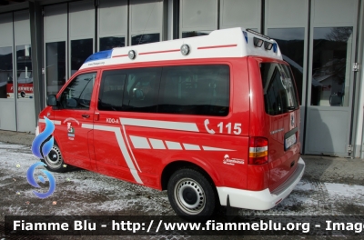 Volkswagen Transporter T5 
Vigili del Fuoco
Unione Distrettuale Bassa Val Pusteria
Corpo Volontario di Stegona 
Freiwillige Feuerwehr Stegen
Allestimento Brandschutz
VF FW 31V
Parole chiave: Volkswagen Transporter_T5 VFFW31V