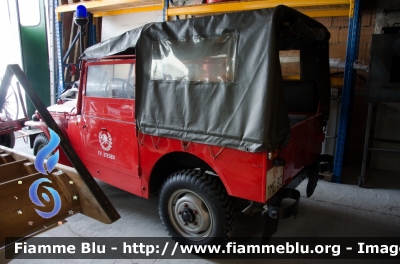 Fiat Campagnola I serie
Vigili del Fuoco
Unione Distrettuale Bassa Val Pusteria
Corpo Volontario di Stegona 
Freiwillige Feuerwehr Stegen
VF 1M0 BZ
Parole chiave: Fiat Campagnola_Iserie VF1M0BZ