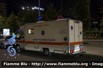 Fiat Ducato III serie
Medici Volontari Italiani Milano
Pronto Soccorso Mobile
Parole chiave: Fiat Ducato_IIIserie Medici_Volontari_Italiani_Milano