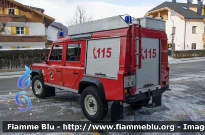 Land Rover Defender 110
Vigili del Fuoco
Unione Distrettuale Bassa Val Pusteria
Corpo Volontario di Riscone
Freiwillige Feuerwehr Reischach
Allestito Ziegler
VF 1JE BZ
Parole chiave: Land-Rover Defender_110 VF1JEBZ