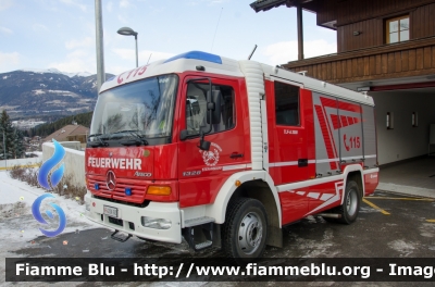 Mercedes-Benz Atego 1328 4x4 I serie
Vigili del Fuoco
Unione Distrettuale Bassa Val Pusteria
Corpo Volontario di Santo Stefano
Freiwillige Feuerwehr Stefansdorf
Allestito Rosenbauer
VF 22A BZ
Parole chiave: Mercedes-Benz Atego_1328_4x4_Iserie VF22ABZ