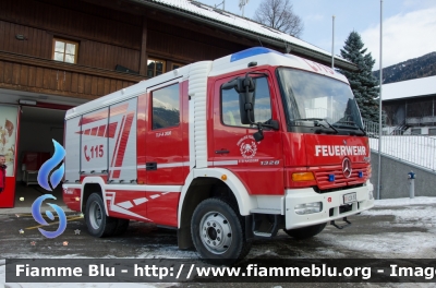 Mercedes-Benz Atego 1328 4x4 I serie
Vigili del Fuoco
Unione Distrettuale Bassa Val Pusteria
Corpo Volontario di Santo Stefano
Freiwillige Feuerwehr Stefansdorf
Allestito Rosenbauer
VF 22A BZ
Parole chiave: Mercedes-Benz Atego_1328_4x4_Iserie VF22ABZ