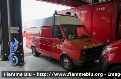 Iveco Daily I serie
Vigili del Fuoco
Comando Provinciale di Brescia
VF 16061
Parole chiave: Iveco Daily_Iserie VF16061