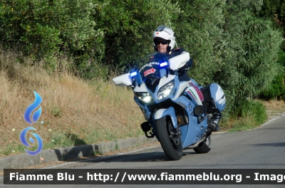 Yamaha FJR 1300 II serie
Polizia di Stato
Polizia Stradale
Allestimento Elevox
POLIZIA G3149
In scorta alla Mille Miglia 2021
Parole chiave: Yamaha FJR_1300_IIserie POLIZIAG3149