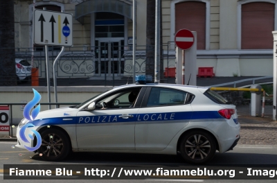 Alfa Romeo Nuova Giulietta
Polizia Locale Lerici (SP)
Parole chiave: Alfa_Romeo Nuova_Giulietta