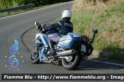 Yamaha FJR 1300 II serie
Polizia di Stato
Polizia Stradale
Allestimento Elevox
POLIZIA G3104
In scorta alla Mille Miglia 2021
Parole chiave: Yamaha FJR_1300_IIserie POLIZIAG3104