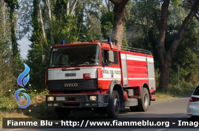 Iveco 190-26
Vigili del Fuoco
Comando Provinciale di Pisa
Distaccamento Permanente di Castelfranco di Sotto
AutoBottePompa allestimento Baribbi
VF 17257
Parole chiave: Iveco 190_26 VF17257