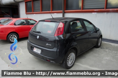 Fiat Grande Punto
Vigili del Fuoco
Comando Provinciale di Brescia
*Automezzo proveniente da confisca*
VF 28252
Parole chiave: Fiat Grande_Punto VF28252