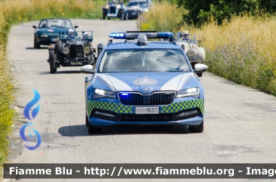 Skoda Superb Wagon III serie restyle
Polizia di Stato
Polizia Stradale
Allestimento Focaccia
POLIZIA M6371
Auto 4
In scorta alla Mille Miglia 2023
Parole chiave: Skoda Superb_Wagon_IIIserie restyle POLIZIA_M6371