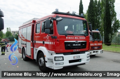 Man TGM 15.250 II serie
Vigili del Fuoco
Comando Provinciale di Firenze
Distaccamento Permanente di Firenze Ovest
AutoPompaSerbatoio allestimento BAI
VF 29431
Parole chiave: Man TGM_15_250_IIserie VF29431