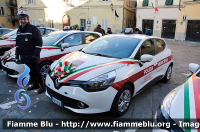 Renault Clio IV serie
03 - Polizia Municipale
Unione dei Comuni Circondario Empolese Valdelsa
Allestita Bertazzoni
POLIZIA LOCALE
YA 170 AL
Parole chiave: Renault Clio_IVserie Polizia_Municipale Unione_Comuni_Empolese_Valdelsa POLIZIA_LOCALE YA170AL