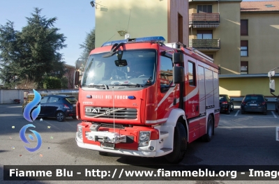 Volvo FL 280 III serie 
Vigili Del Fuoco
Comando Provinciale di Lodi
Distaccamento Volontario di Sant'Angelo Lodigiano
AutoPompaSerbatoio allestimento Bai
VF 25627
Parole chiave: Volvo FL_280_IIIserie VF25627