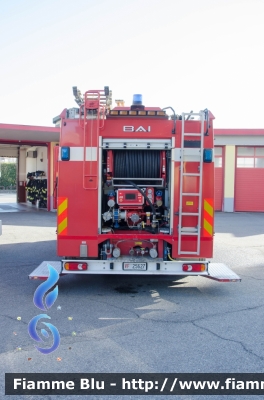 Volvo FL 280 III serie 
Vigili Del Fuoco
Comando Provinciale di Lodi
Distaccamento Volontario di Sant'Angelo Lodigiano
AutoPompaSerbatoio allestimento Bai
VF 25627
Parole chiave: Volvo FL_280_IIIserie VF25627