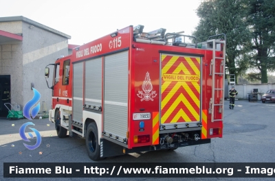 Iveco CityEuroFire 100E21 I serie
Vigili del Fuoco
Comando Provinciale di Lodi
Distaccamento Volontario di Sant'Angelo Lodigiano (LO)
AutoPompaSerbatoio allestimento Iveco-Magirus
Ricondizionato Divitec
VF 19830
Parole chiave: Iveco CityEuroFire_100E21_Iserie VF19830