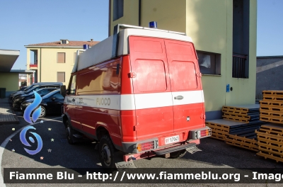 Iveco Daily 4x4 II serie
Vigili del Fuoco
Comando Provinciale di Lodi
Distaccamento Volontario di Sant'Angelo Lodigiano 
Polisoccorso
VF 17043
Parole chiave: Iveco Daily_4x4_IIserie VF17043