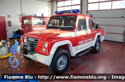 Iveco Massif
Vigili Del Fuoco
Comando Provinciale di Lodi
Distaccamento Volontario di Sant'Angelo Lodigiano
Allestimento Iveco-Magirus
Ricondizionato Fortini
VF 25809
Parole chiave: Iveco_Massif VF25809