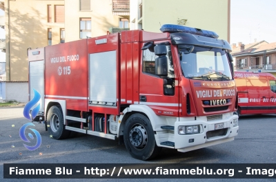 Iveco EuroCargo 180E30 III serie
Vigili Del Fuoco
Comando Provinciale di Lodi
Distaccamento Volontario di Sant'Angelo Lodigiano
AutoBottePompa allestimento Iveco-Magirus
VF 26487
Parole chiave: Iveco EuroCargo_180E30_IIIserie VF26487