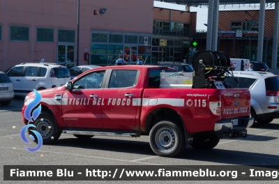 Ford Ranger IX serie
Vigili del Fuoco
Allestito Aris
VF 29305
Parole chiave: Ford Ranger_IXserie VF29305