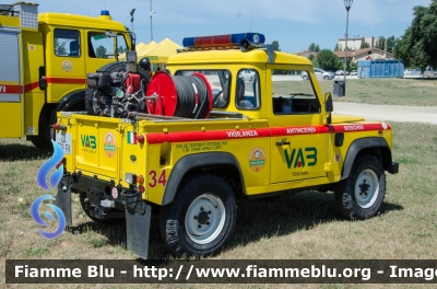 Land Rover Defender 90
34 - VAB Limite Sull'Arno (FI)
Antincendio Boschivo - Protezione Civile
Parole chiave: Land_Rover Defender_90