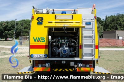 Mercedes-Benz 1019
100 - VAB Limite Sull'Arno (FI)
Antincendio Boschivo - Protezione Civile
Parole chiave: Mercedes_Benz 1019