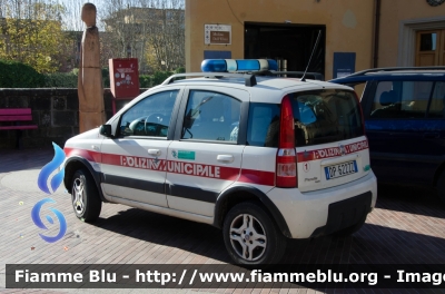 Fiat Nuova Panda 4x4 I serie
Polizia Municipale Cerreto Guidi (FI)
Allestita Giorgetti Car
Parole chiave: Fiat Nuova_Panda_4x4_Iserie