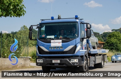 Iveco EuroCargo 120-220L IV serie
Polizia di Stato
Allestimento Isoli
POLIZIA M2853
In scorta alla Mille Miglia 2023
Parole chiave: Iveco EuroCargo_120_220L_IVserie POLIZIA_M2853