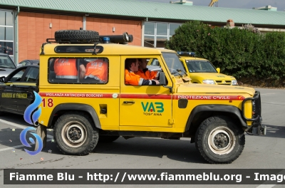 Land Rover Defender 90
18 - VAB Colline Metallifere (GR)
Antincendio Boschivo - Protezione Civile
Parole chiave: Land_Rover Defender_90