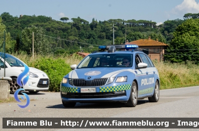 Skoda Octavia Wagon V serie
Polizia di Stato
Polizia Stradale
Allestimento Focaccia
POLIZIA M4790
Auto 2
In scorta alla Mille Miglia 2023
Parole chiave: Skoda Octavia_Wagon_Vserie POLIZIA_M4790