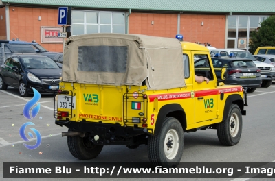 Land Rover Defender 90
5 - VAB Pistoia
Antincendio Boschivo - Protezione Civile
Parole chiave: Land_Rover Defender_90