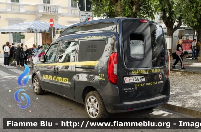 Fiat Doblò XL IV serie
Guardia di Finanza
Unità Cinofile
GdiF 186 BM
Parole chiave: Fiat Doblò_XL_IVserie GdiF186BM